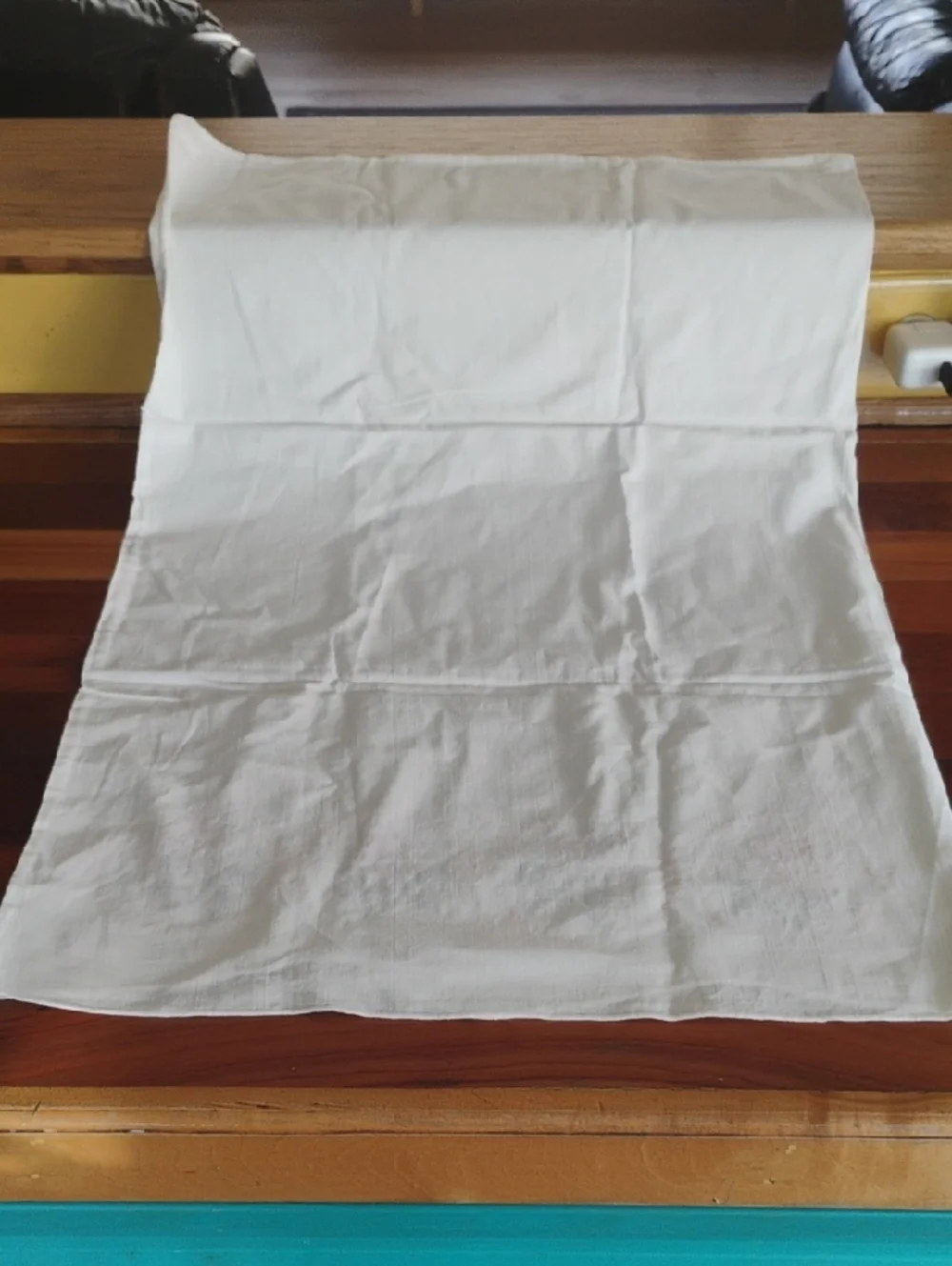 EMBROIDERED  ROSE  🌹 STANDARD PILLOWCASE VINTAGE VNPLVC